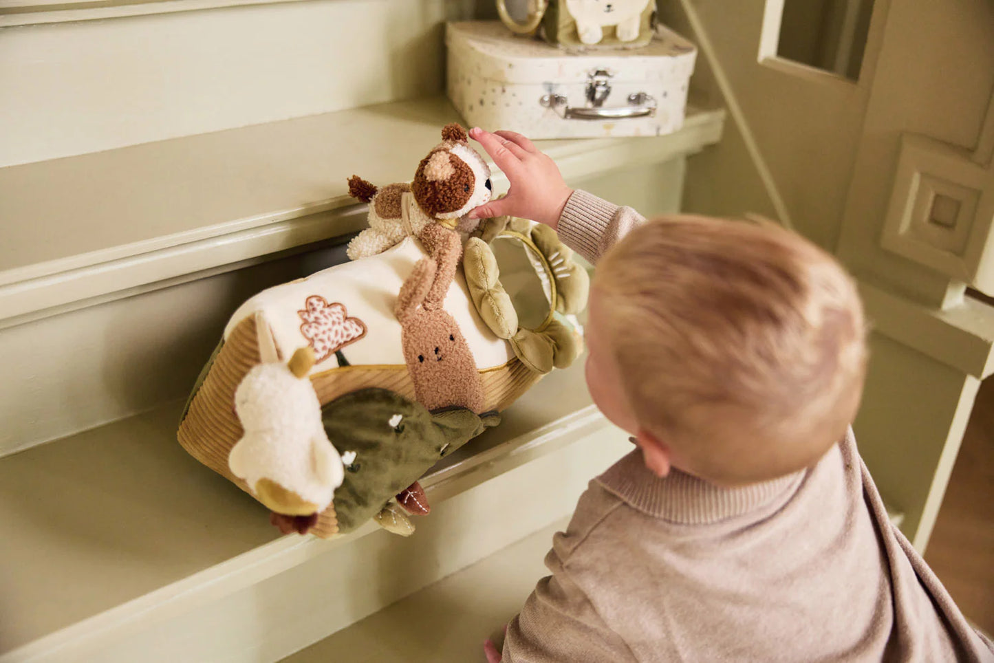 Aktivitäten-Dreieck "Tiny Park" von Jollein - Geschenkidee zur Geburt