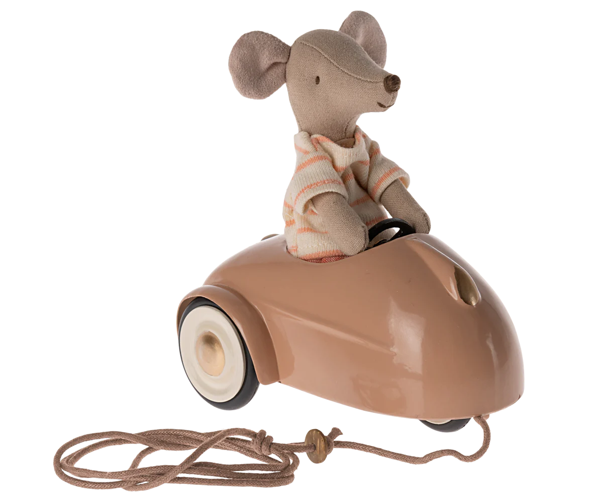 Mauseauto in "Powder" von Maileg - perfekt für das Mäusehaus