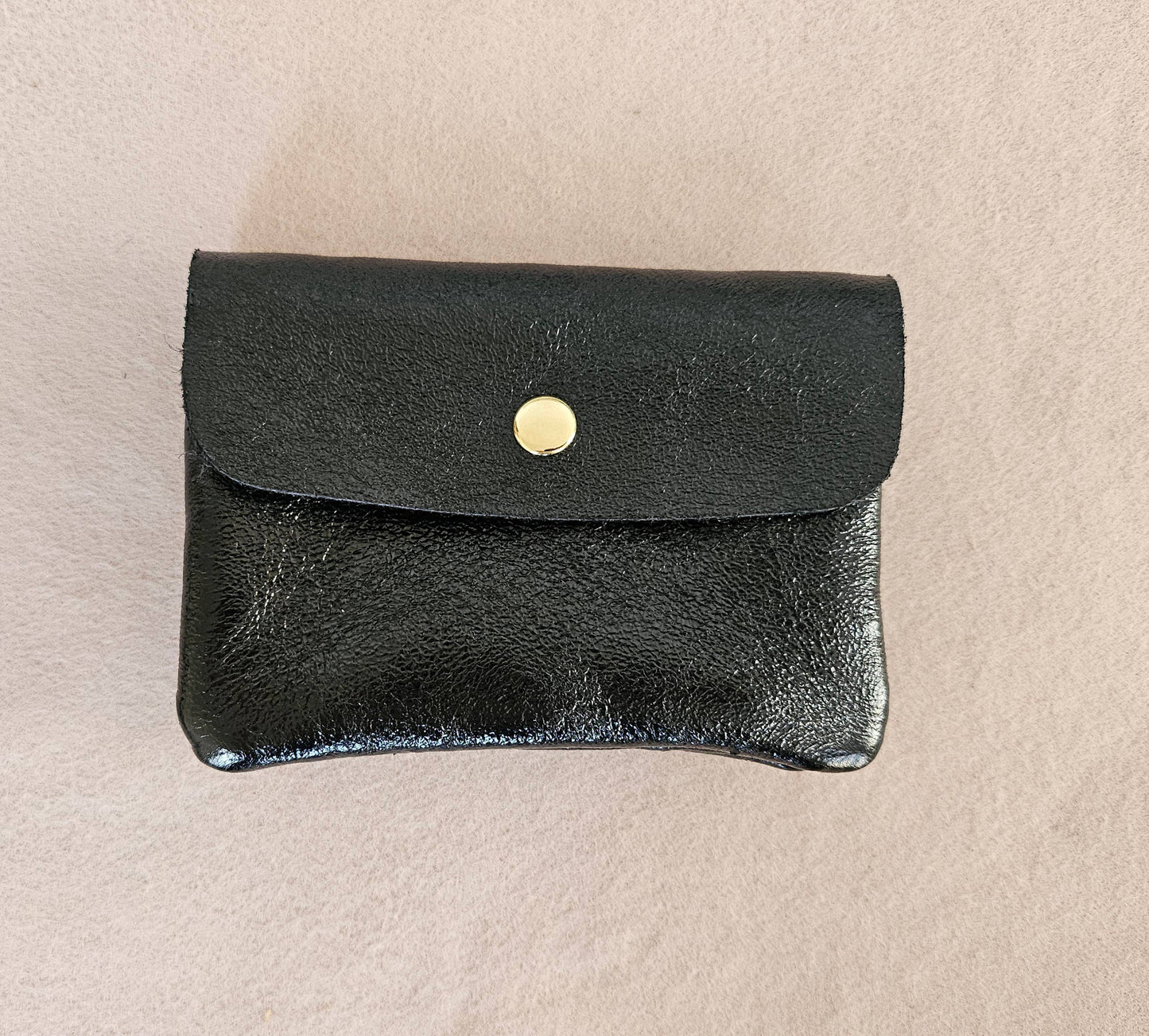 Kleine, stylische Geldbörse in "Schwarz" aus metallischem Leder