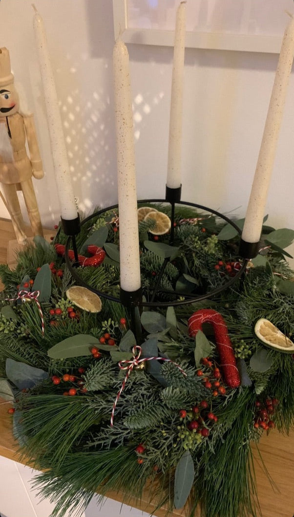 Workshop: "Adventskranz binden" am 28.11.2025 (findet im AUENLAND statt!)