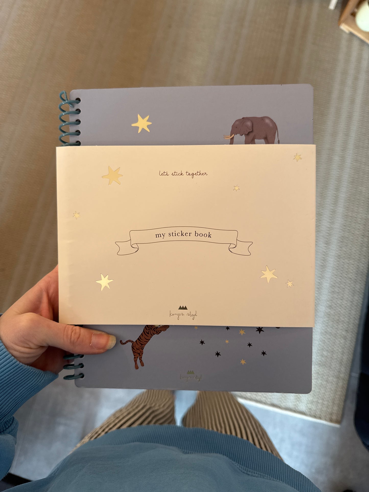 Grünes Stickerbuch "Green" von Konges Slojd