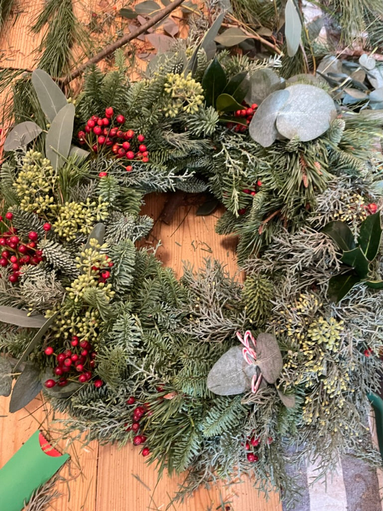 Workshop: "Adventskranz binden" am 28.11.2025 (findet im AUENLAND statt!)