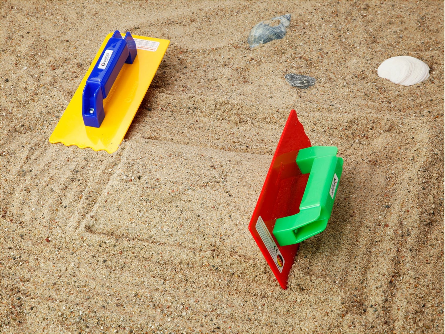 Maurerglätte von Spielstabil - in rot oder gelb erhältlich