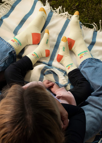 Tennissocken "Like ice in the sunshine" von J. Clay für Frauen und Männer