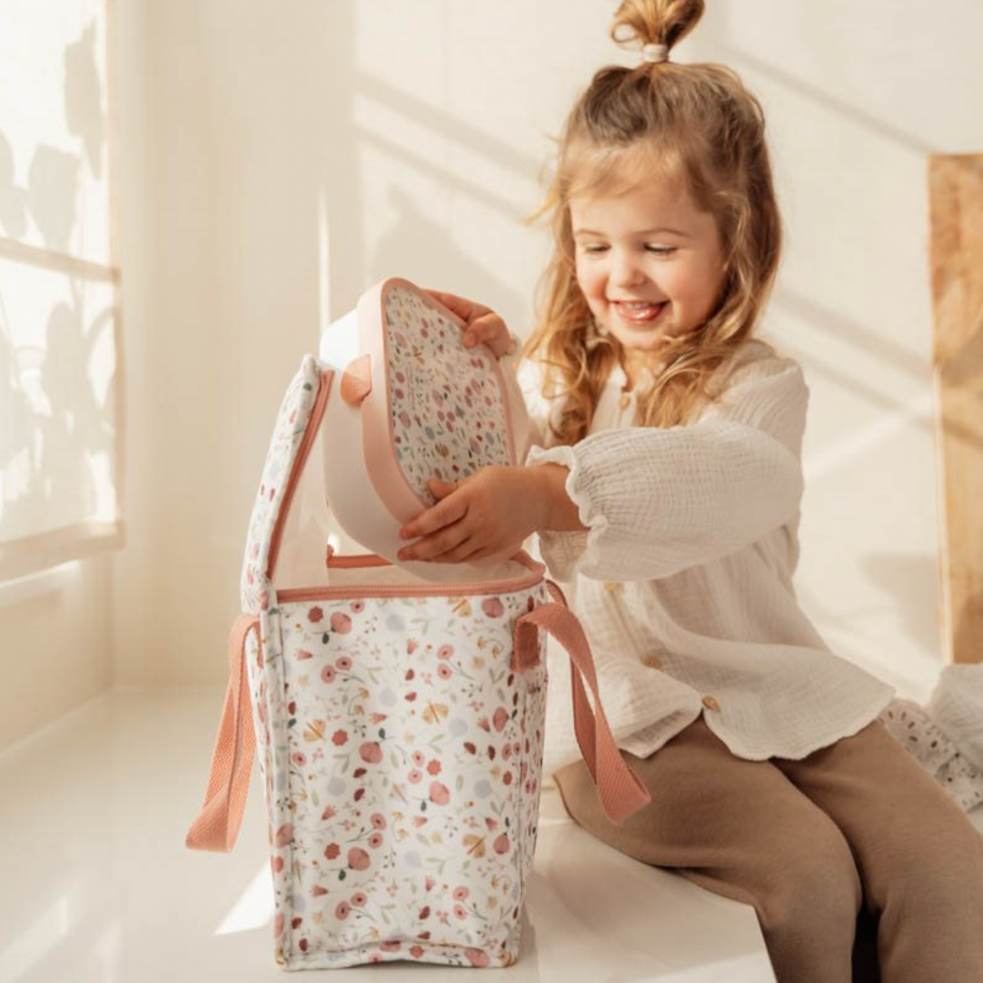 Rosa Kühltasche "Flowers & Butterflies" von Little Dutch