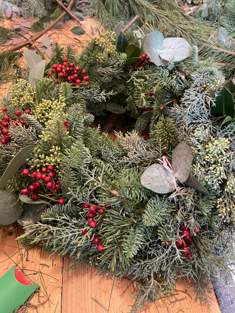 Workshop: "Adventskranz binden" am 28.11.2025 (findet im AUENLAND statt!)