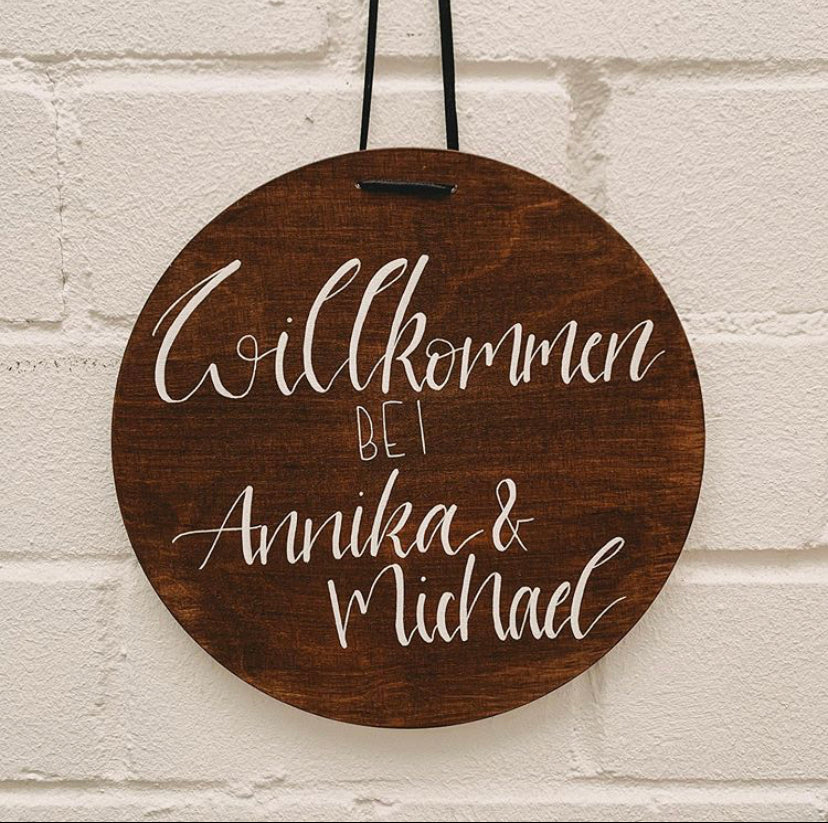 Rundes Willkommensschild mit Familienname personalisierbar