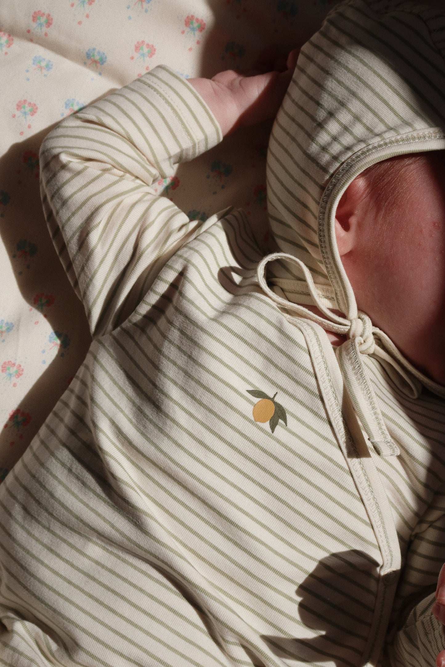 Gestreifte Babymütze "Tea Stripe" von Konges Slojd, für Frühchen und Kinder bis 18 Monate
