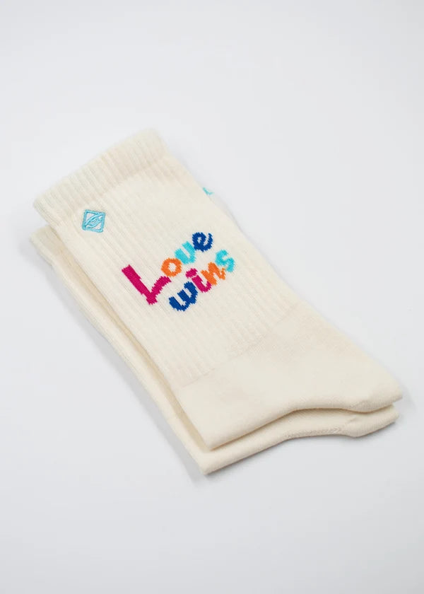 "Love wins" - beige Tennissocken von J. Clay für Frauen und Männer