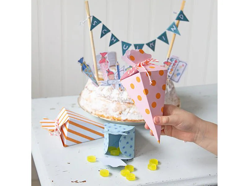 Ausschneidebuch "Erster Schultag" von Krima & Isa