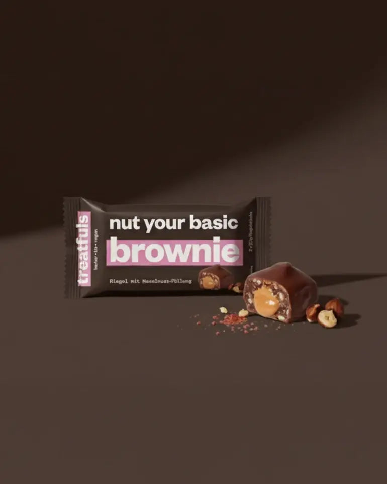 Treatful Nut Your Basic Brownie – veganer, glutenfreier & bio Schoko-Brownie mit Nüssen, perfekter kleiner Snack für die Mittagspause