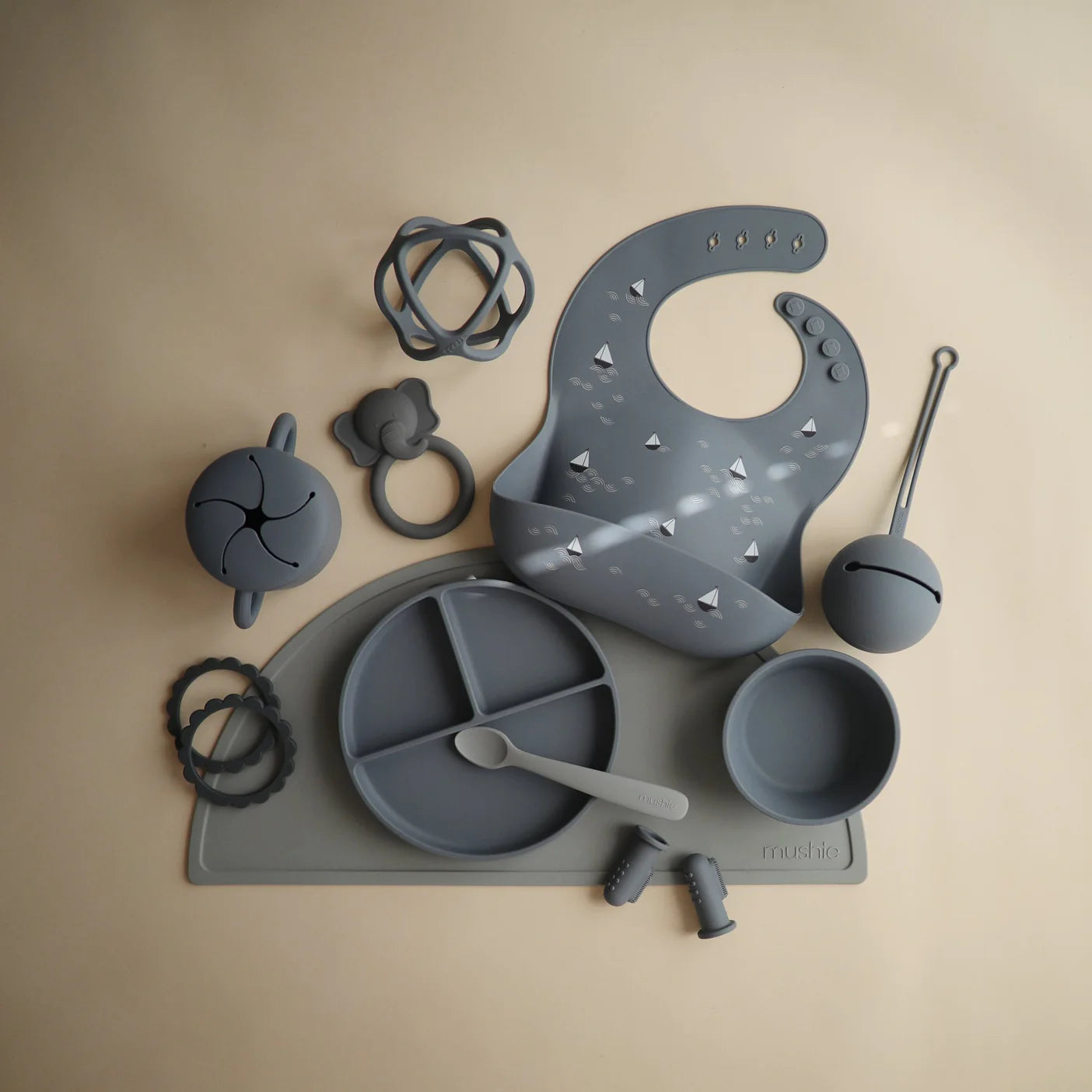 Mushie Silicone Suction Plate with Dividers, "Tradewinds"