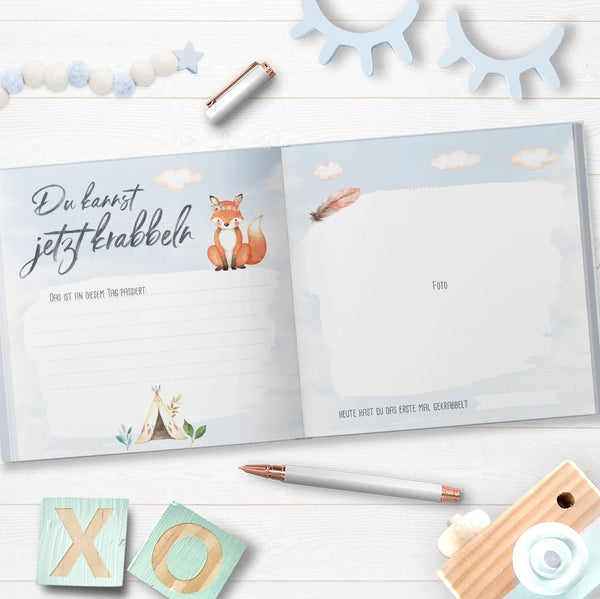 Blaues Babybuch "Hallo kleiner Schatz" - perfekt als Geschenkidee zur Geburt