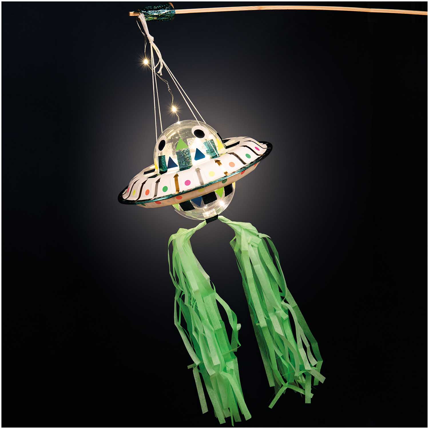 Ufo-Laternenbastelset von Rico Design, grün
