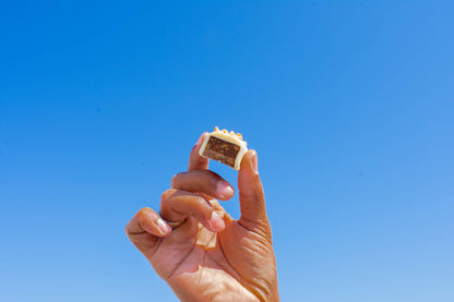 Weißer Schoko Erdnuss Riegel von Treatfuls