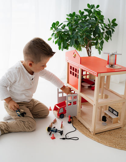 Große Feuerwache mit Zubehör aus Holz von Small Foot