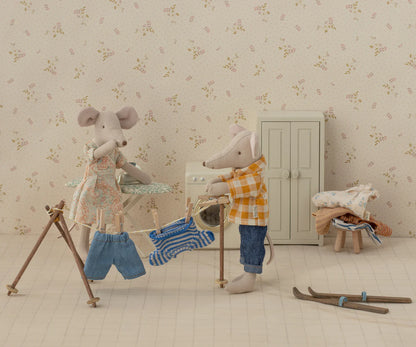 Strickpullover und Hose für Großer Bruder Maus von Maileg