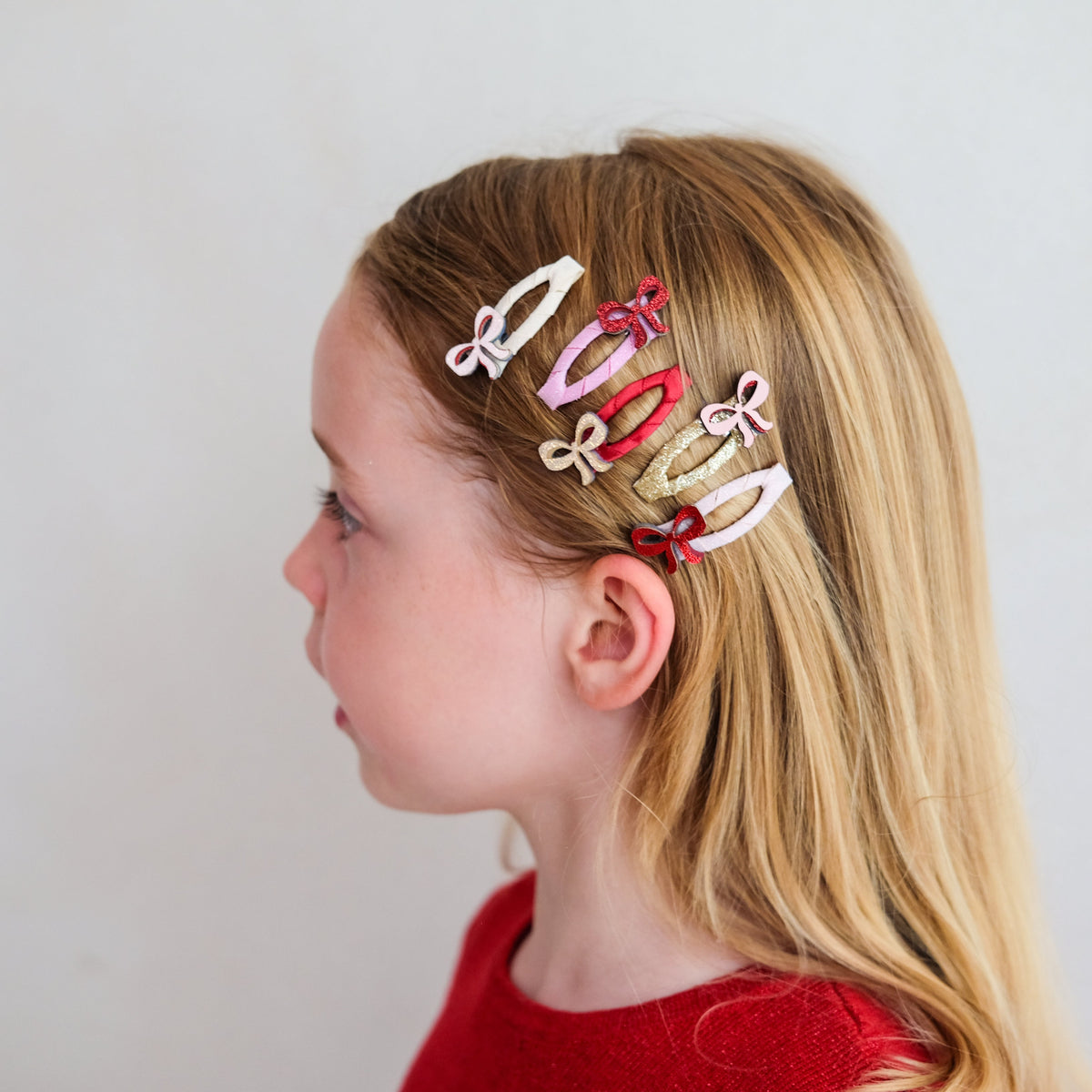 Kleine Schleifen-Haarspangen in Rot, Rosa und Gold von Mimi & Lula, 5er Set – kleines Mitbringsel für Mädchen