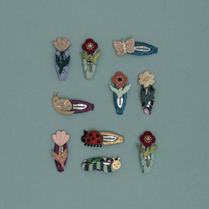 Kleine Haarspangen mit Herbstblumen-Motiv von Mimi & Lula, 5er Set – Haarschmuck für Kinder als Geschenk zu Weihnachten