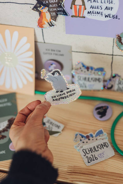 Pinguin-Glitzersticker "Ich lerne durch Ausprobieren" von Liesels Wicht