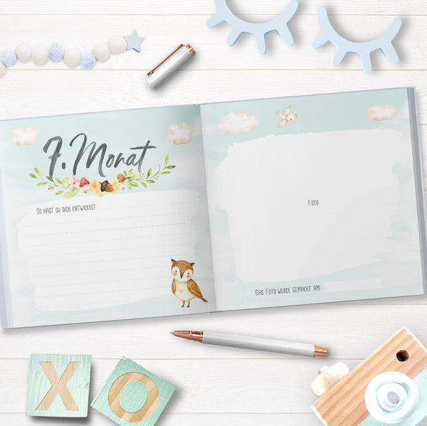 Blaues Babybuch "Hallo kleiner Schatz" - perfekt als Geschenkidee zur Geburt