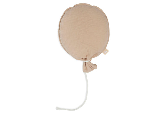 Beiger Luftballon aus Stoff als Dekoration für das Kinderzimmer
