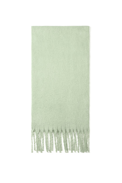 Kuscheliger Schal in mintgrün mit Fransen, 50x180cm