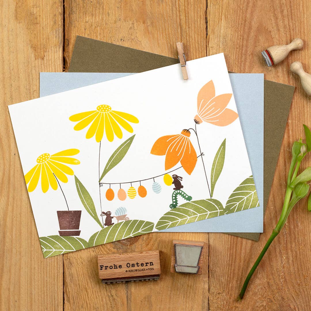"Sun Hat" Stamp by Perlenfischer