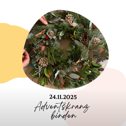 Unser Adventskranz binden Workshop findet in Stolberg statt. Wir binden Adventskränze mit Dekoration und frischen Tannenzweigen. 