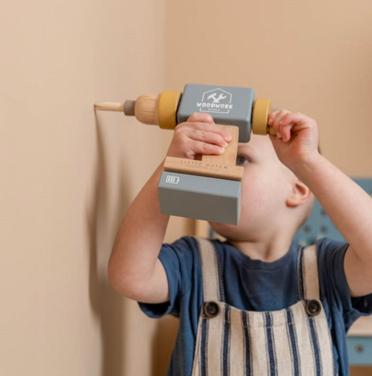 Bohrmaschine mit Zubehör aus Holz von Little Dutch