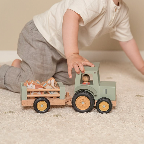Traktor mit Anhänger von Little Dutch - Holzspielzeug für Kinder ab 18 Monaten