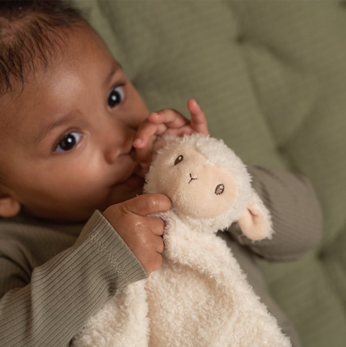 Schaf-Kuscheltuch aus der "Little Farm" Kollektion von Little Dutch