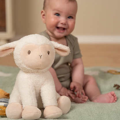 Schaf-Kuscheltier aus der Little-Farm Kollektion von Little Dutch, 25cm