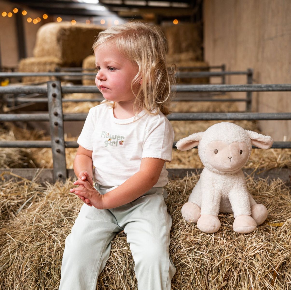 Schaf-Kuscheltier aus der Little-Farm Kollektion von Little Dutch, 25cm