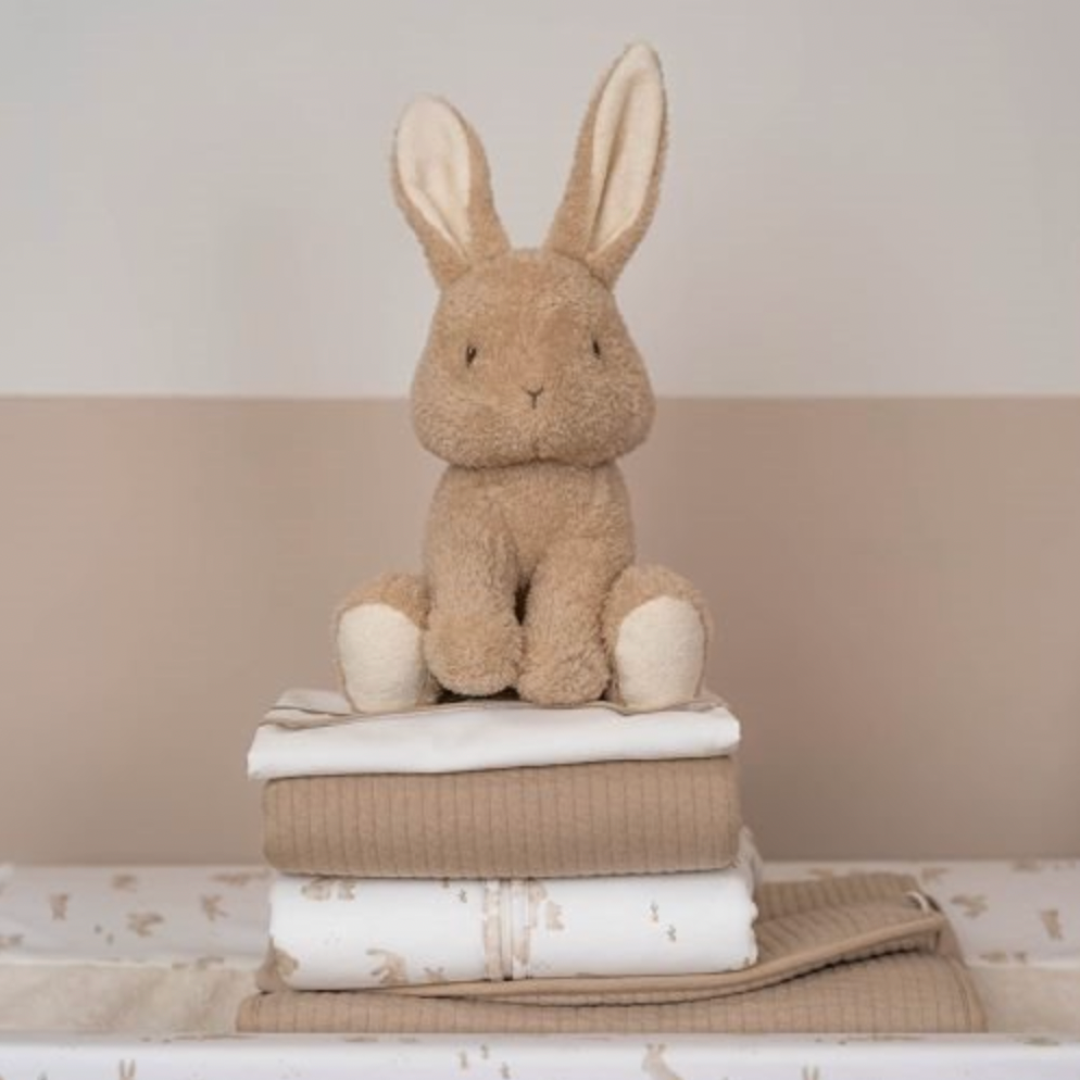 Kuscheltier "Kaninchen" aus der Newborn Kollektion von Little Dutch, 25cm