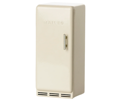 Kühlschrank "Creme" mit Zubehör von Maileg - perfekt für das Mäusehaus
