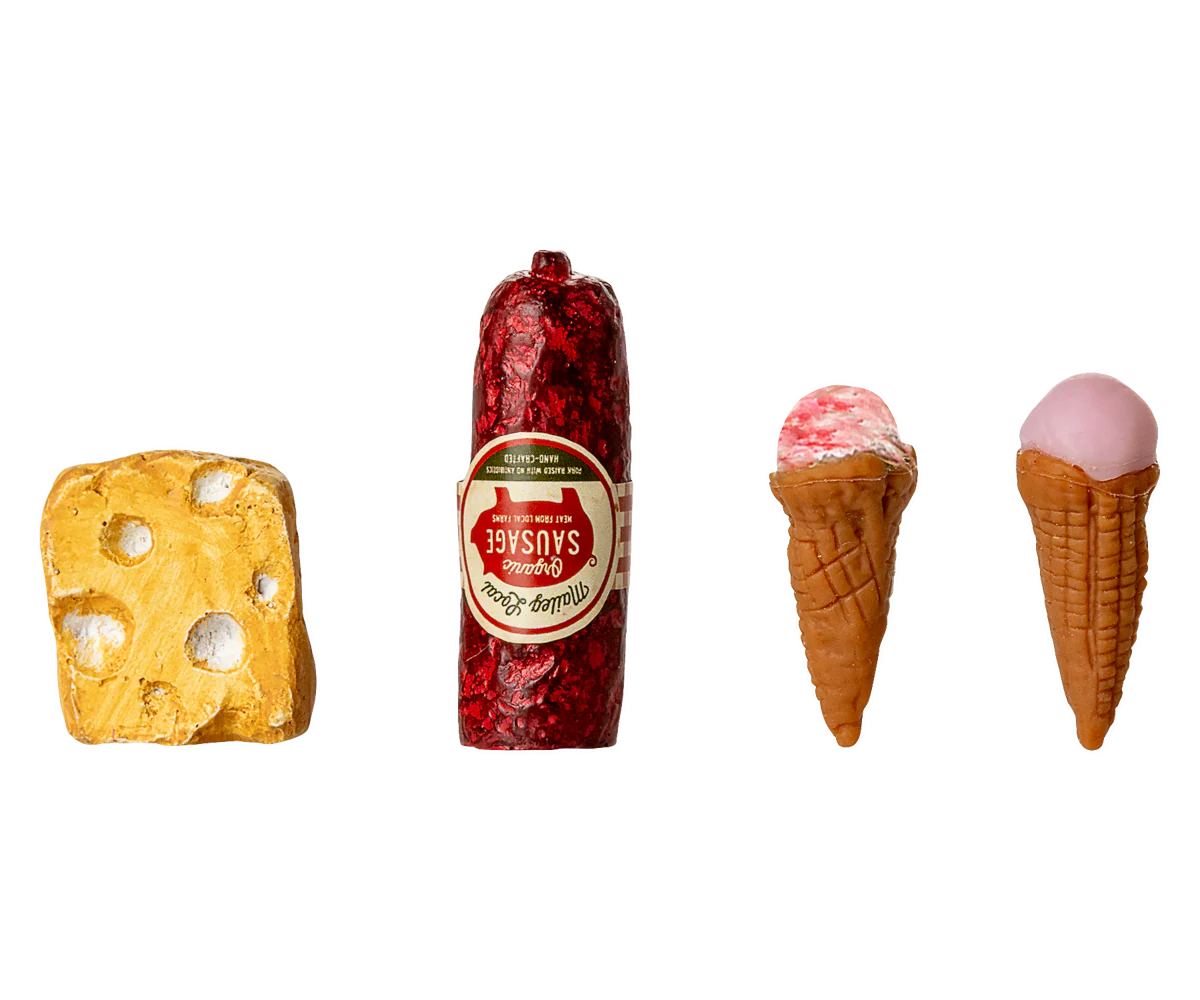 Kühlschrank "Creme" mit Zubehör von Maileg - perfekt für das Mäusehaus