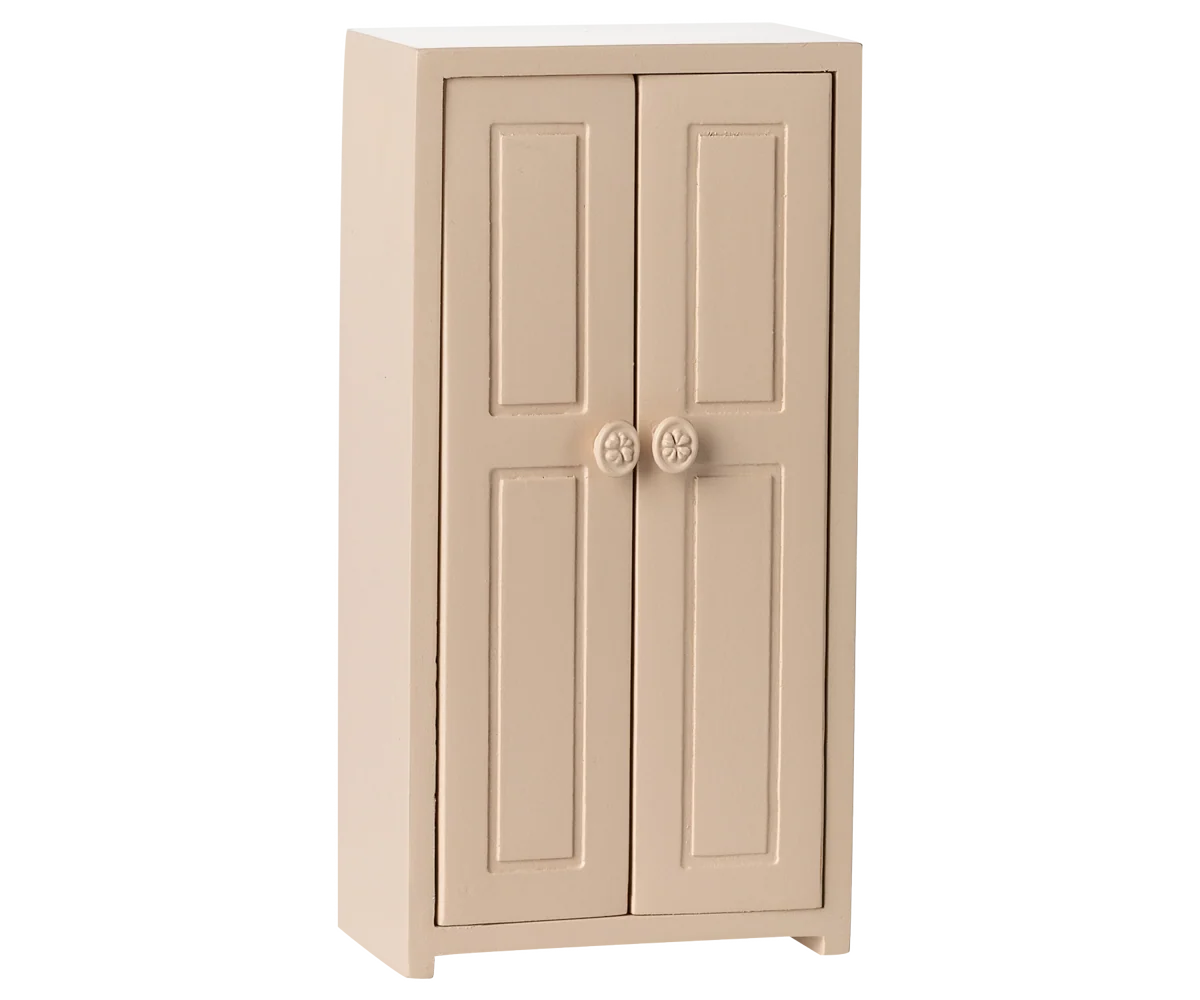 Rosa Kleiderschrank von Maileg - perfekt für das Mäusehaus
