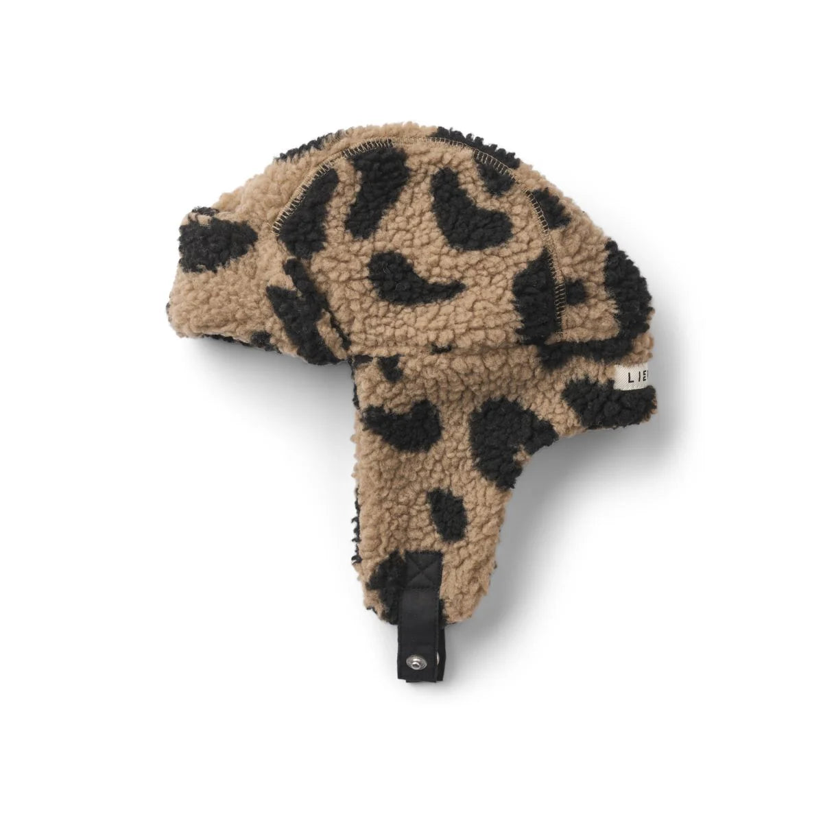 Die Liewood Fliegermütze "Bravo" ist perfekt für Kinder von 1-7 Jahre. Die Ohren und der Kopf sind gut gewärmt. Das angesagte Leo-Muster macht sie zu einem absoluten Fashion-Piece im Herbst und Winter.