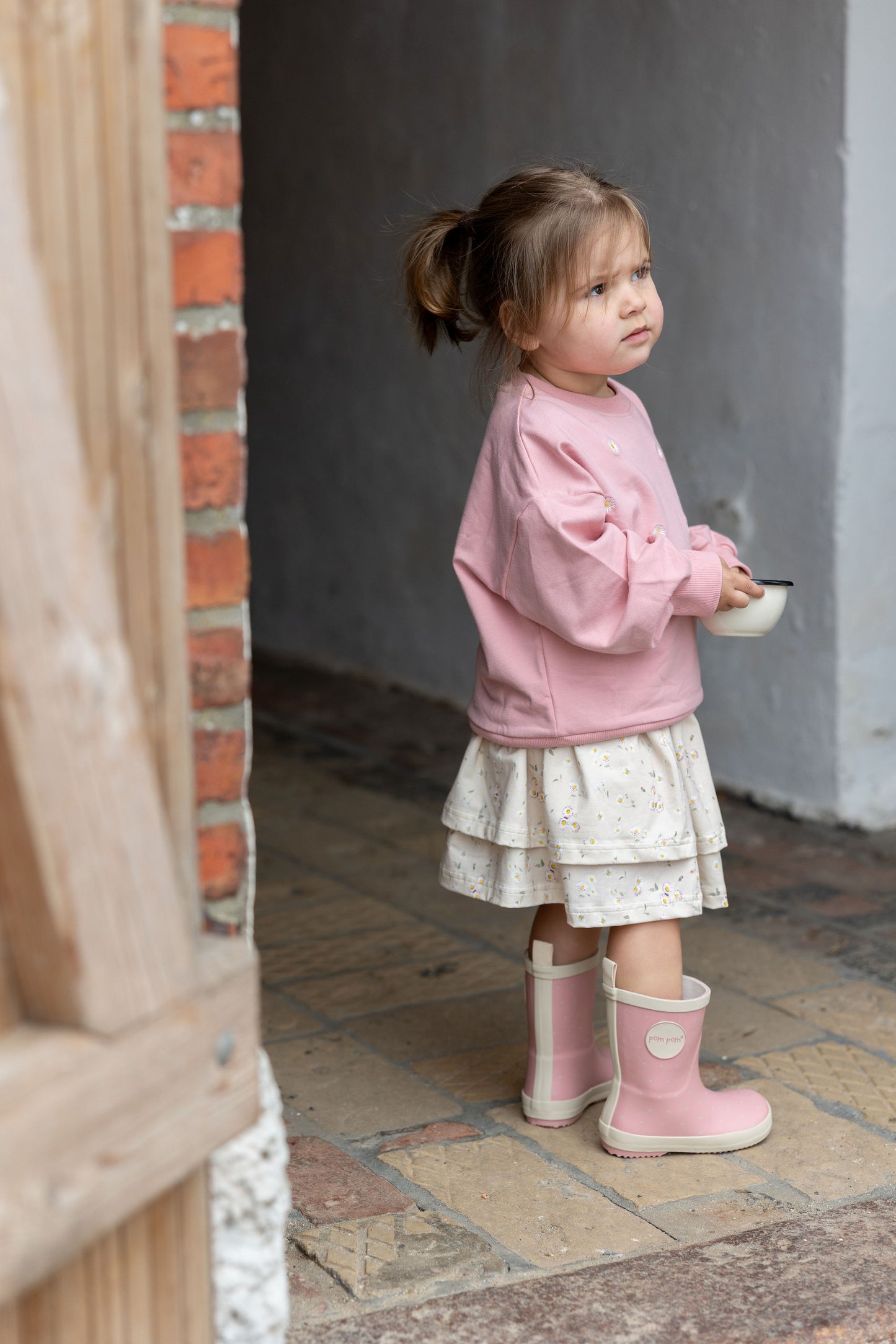 Bequemer Gänseblümchen-Pullover von Petit Piao, Größe 68-122