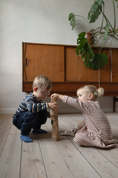 Rosa/weiß gestreiftes Kleid von Petit Piao, Größe 74-122