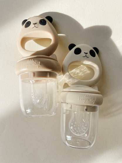 Panda-Fruchtsauger aus Silikon von Konges Slojd, einzeln oder im 2er-Set