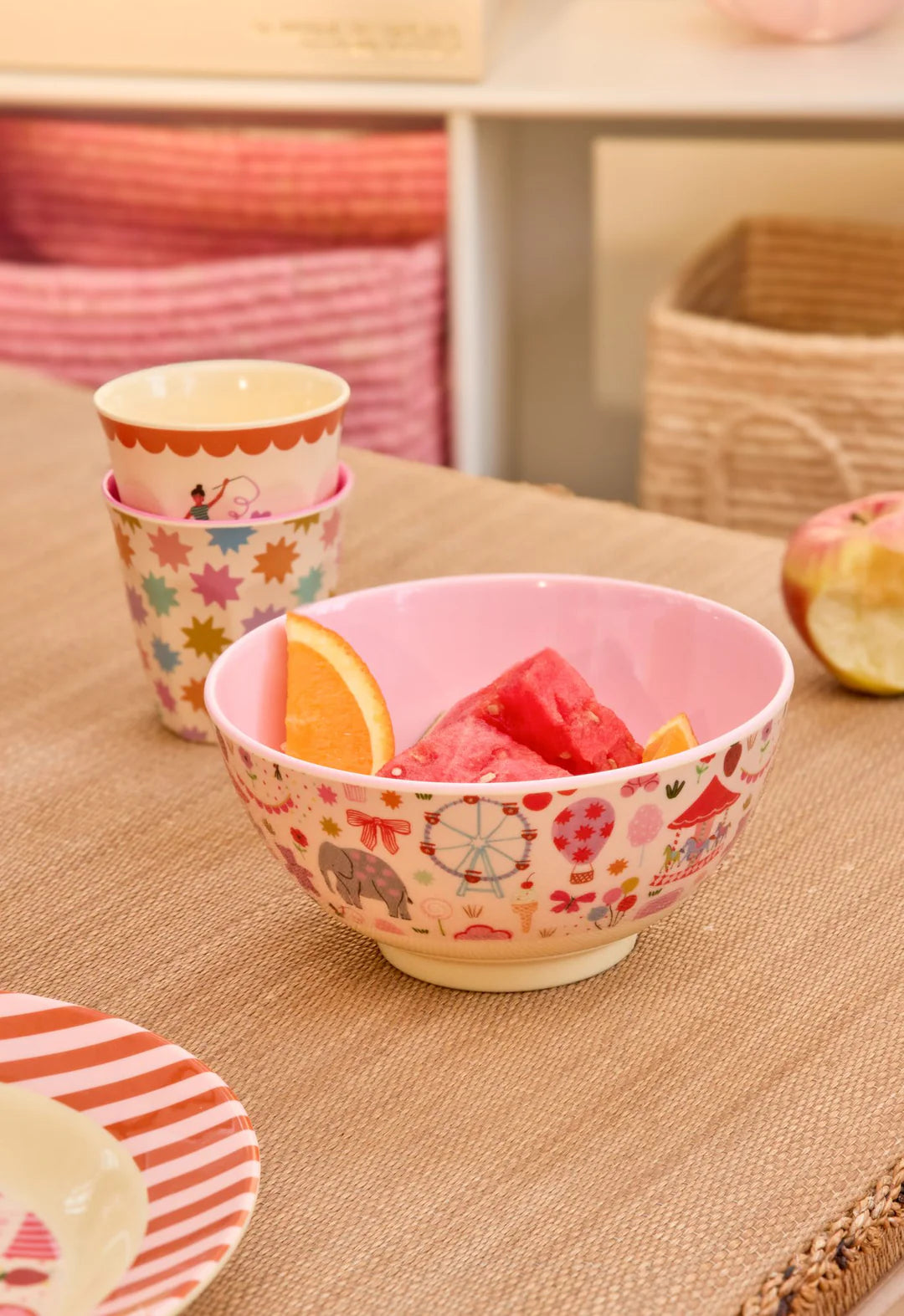 Rosa Schüssel "Fun Fair" mit Zirkus-Motiv von Rice - perfekt für Müsli und Mehr