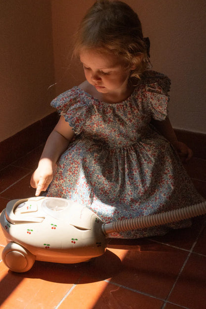 Kinder-Staubsauger "Cherry" mit Kirsch-Motiv von Konges Slojd