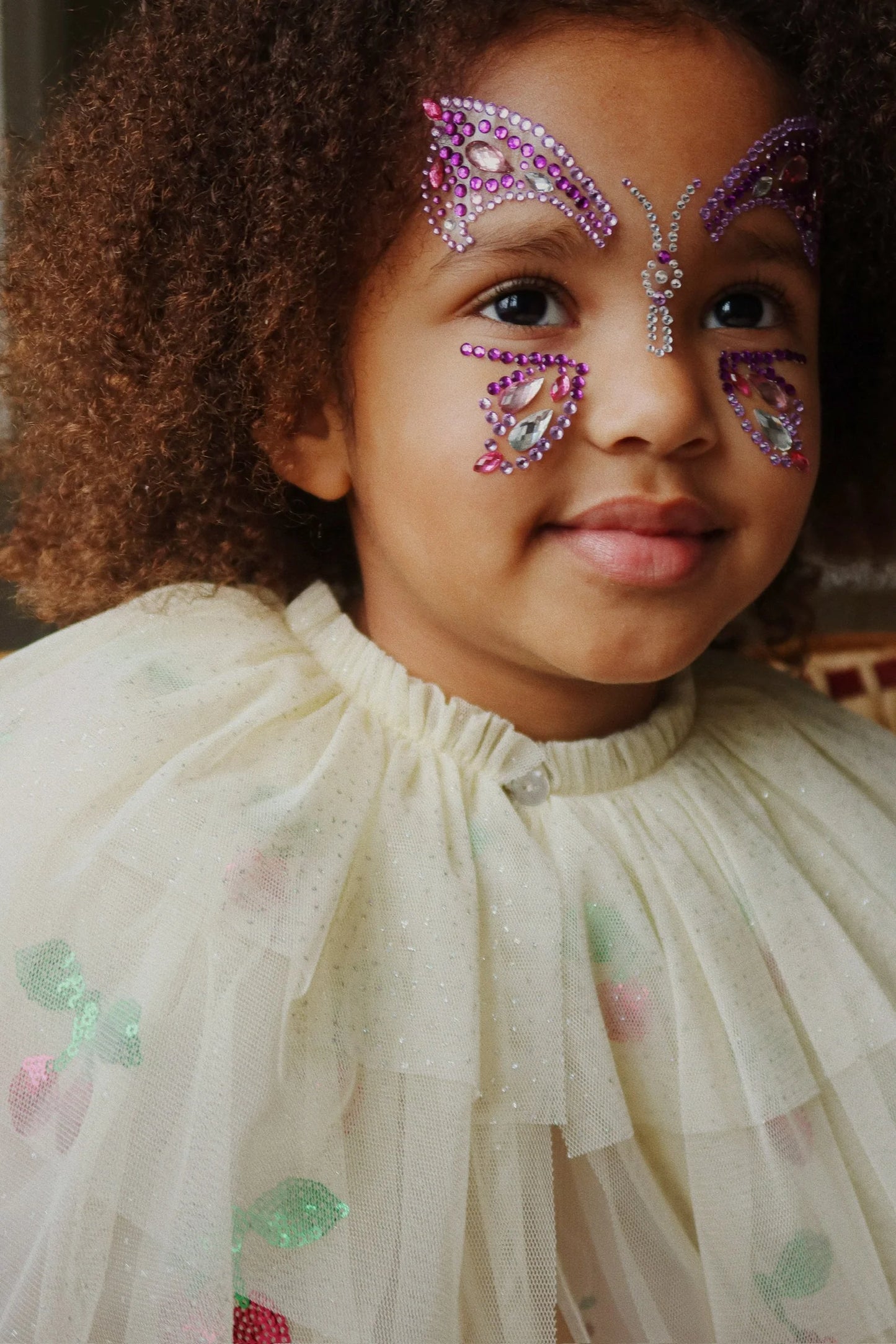 Glitzersteine im Schmetterling-Motiv von Konges Slojd - perfekt für Karneval