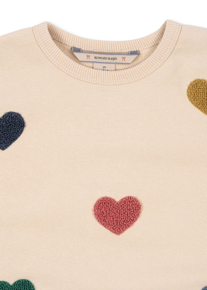 Lou Pullover "Multi Heart" mit buntem Herz-Motiv von Konges Slojd