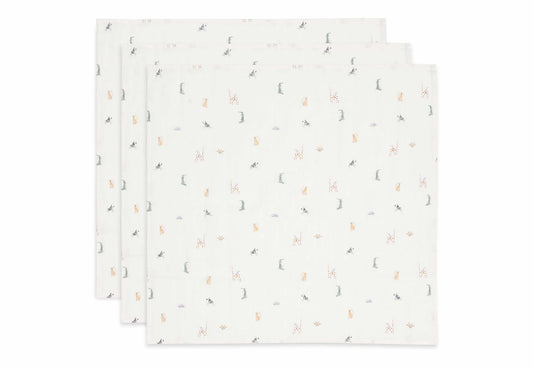 Die Spucktuecher mit Dschungel-Motiv sind perfekt für Babys ab 0 Jahren. Das Set enthält 3 Musselintücher.