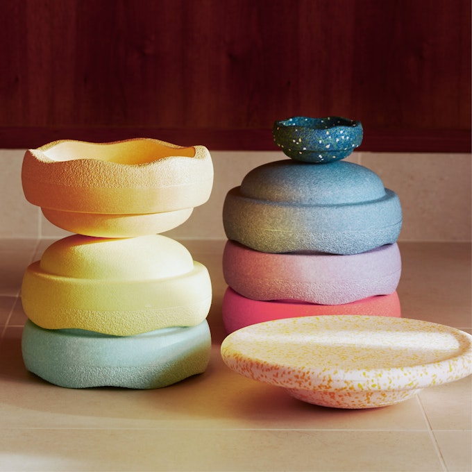 Stapelstein® "Spring Special" Rainbow Set pastell - 6er Set Stapelsteine in Pastellfarben kombiniert mit Balanceboard und Mini-Stapelstein, Motorikspielzeug zur Förderung von Gleichgewicht, Koordination und freiem Spiel