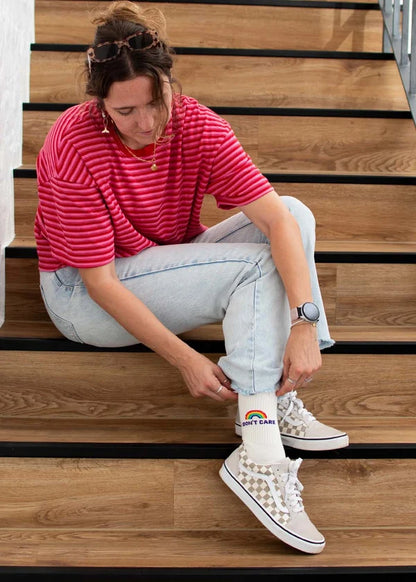"I don´t care" - beige Tennissocken von J. Clay für Frauen und Männer
