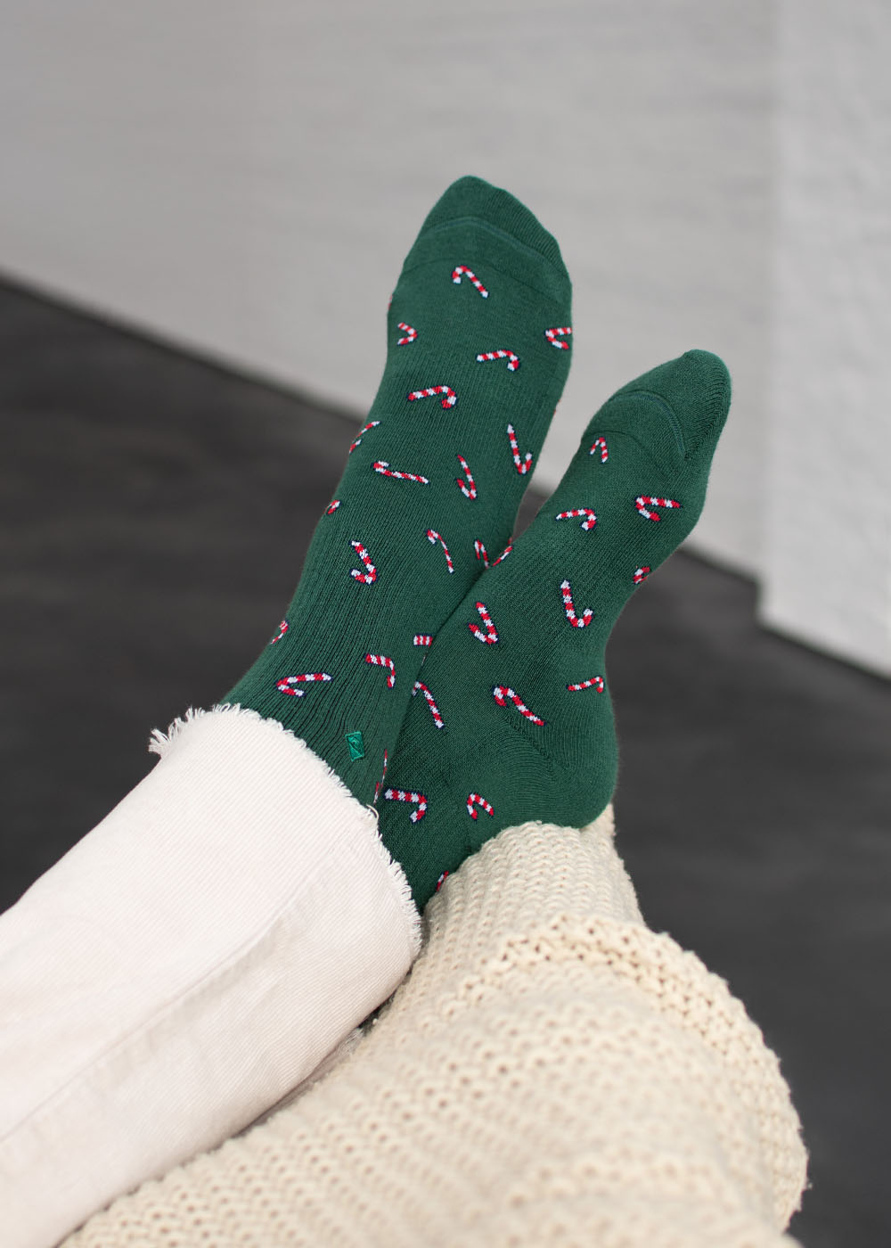 Weihnachtssocken "Candy Cane" von J. Clay für Frauen und Männer